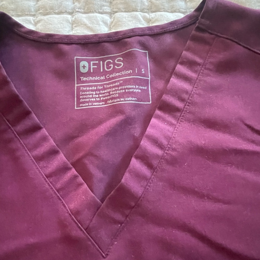 Figs Plum Technical Collection Scrub set